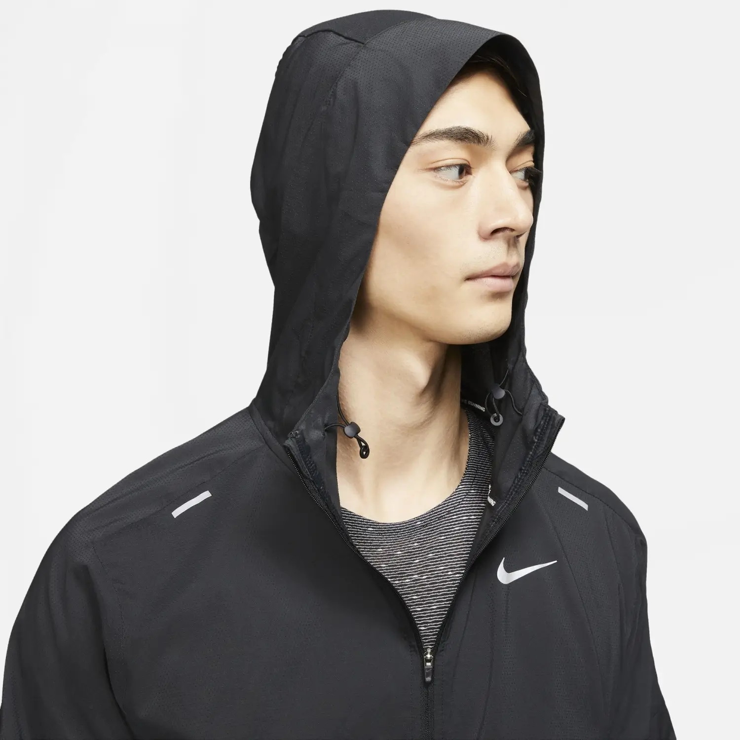 Nike Windrunner Erkek Siyah Koşu Ceketi CZ9070-010