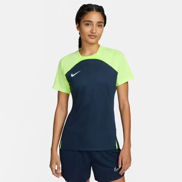 Nike Dri-FIT Strike Beyaz Kadın Antrenman Tişört DR2278-100