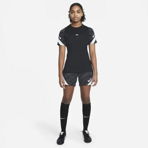 Nike Dri-Fit Strike 21 Siyah Kadın Tişört - CW6091-010