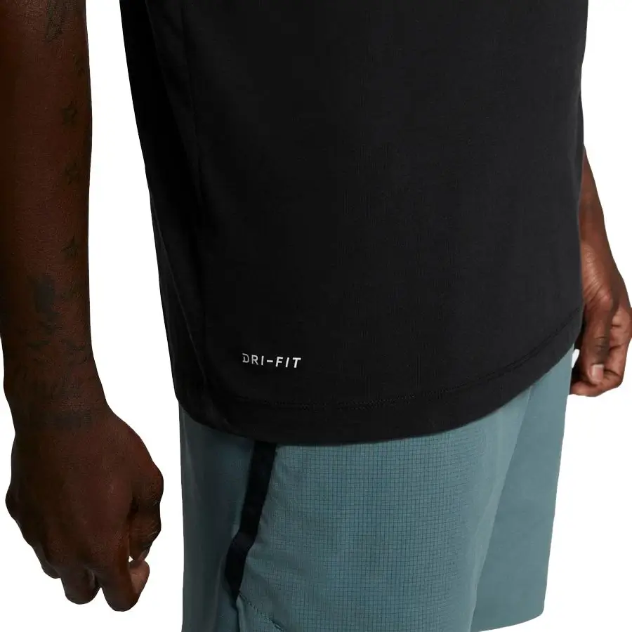 Nike Dri-FIT Siyah Erkek Tişört - AR6029-010