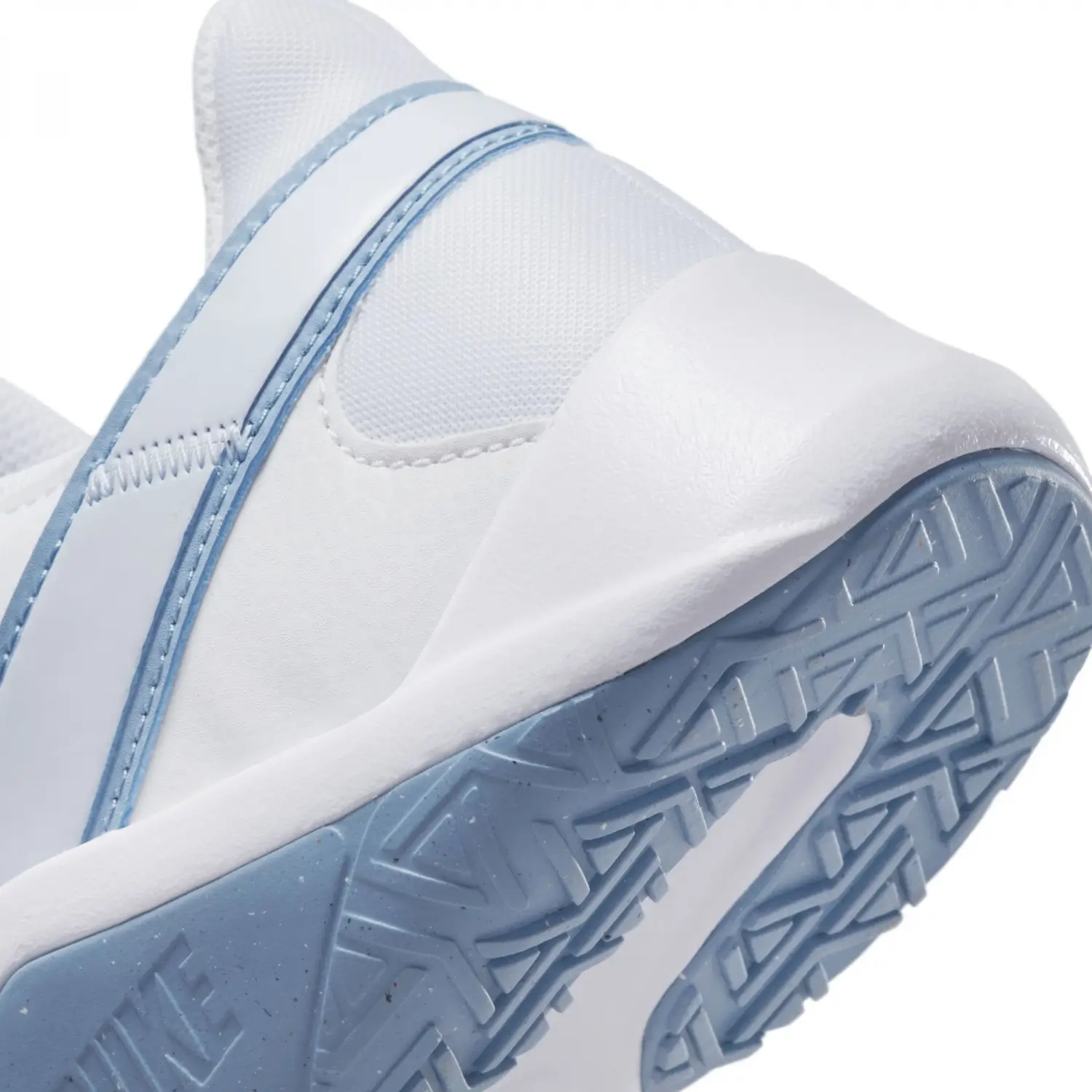 Nike Legend Essential 2 Beyaz Kadın Antrenman Ayakkabı -CQ9545-101